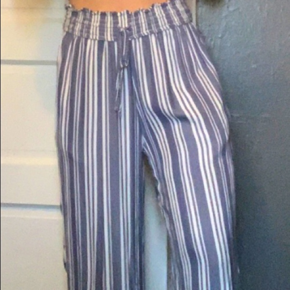 M Hollister baggy pants